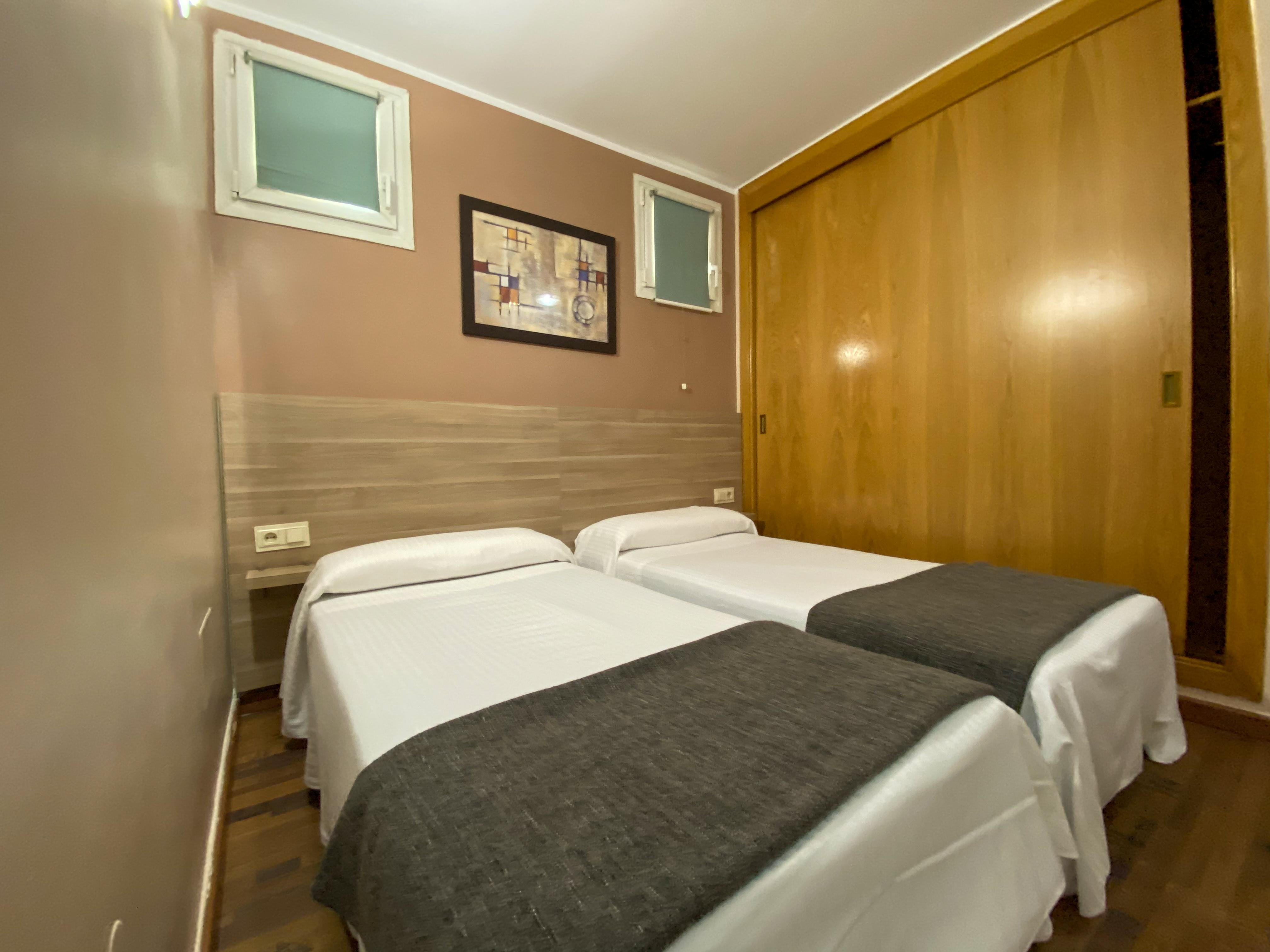 Somriu Hotel Vall Ski อินเกลส ภายนอก รูปภาพ